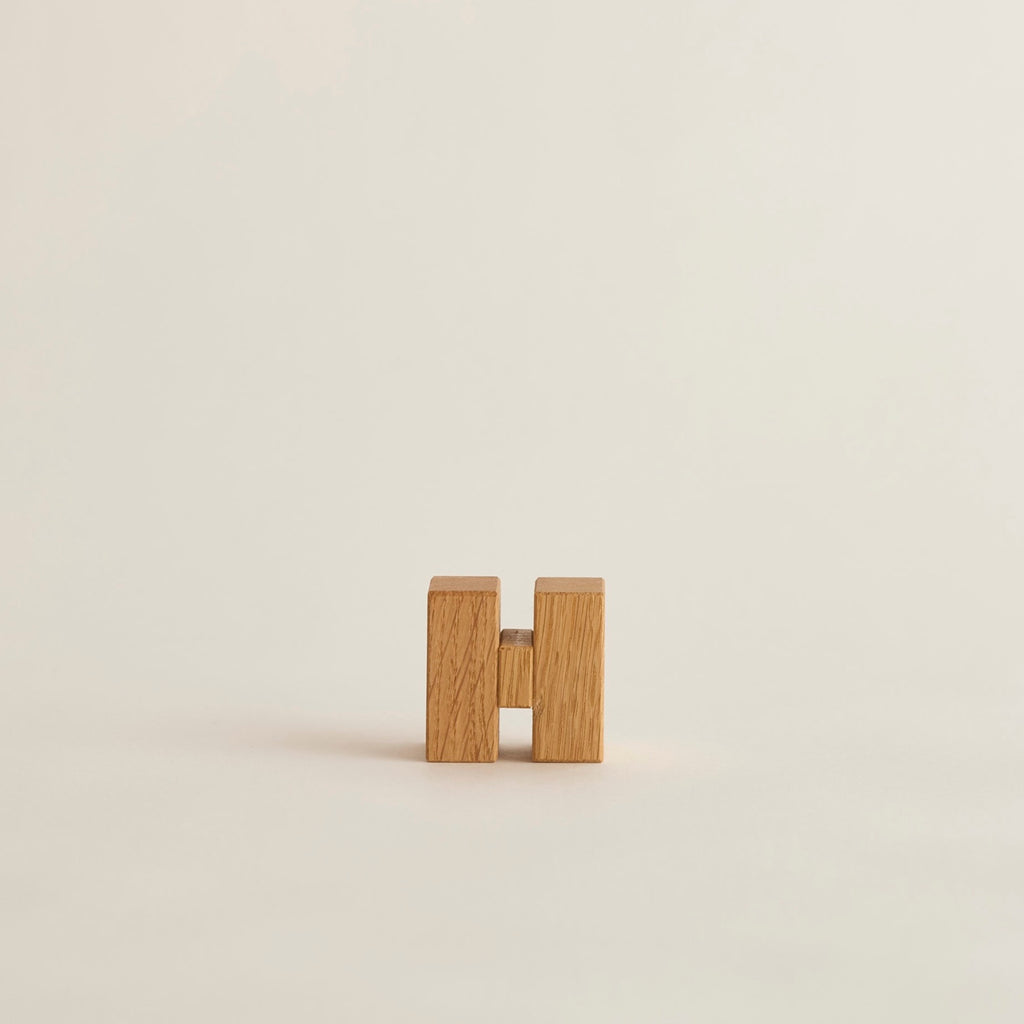 H