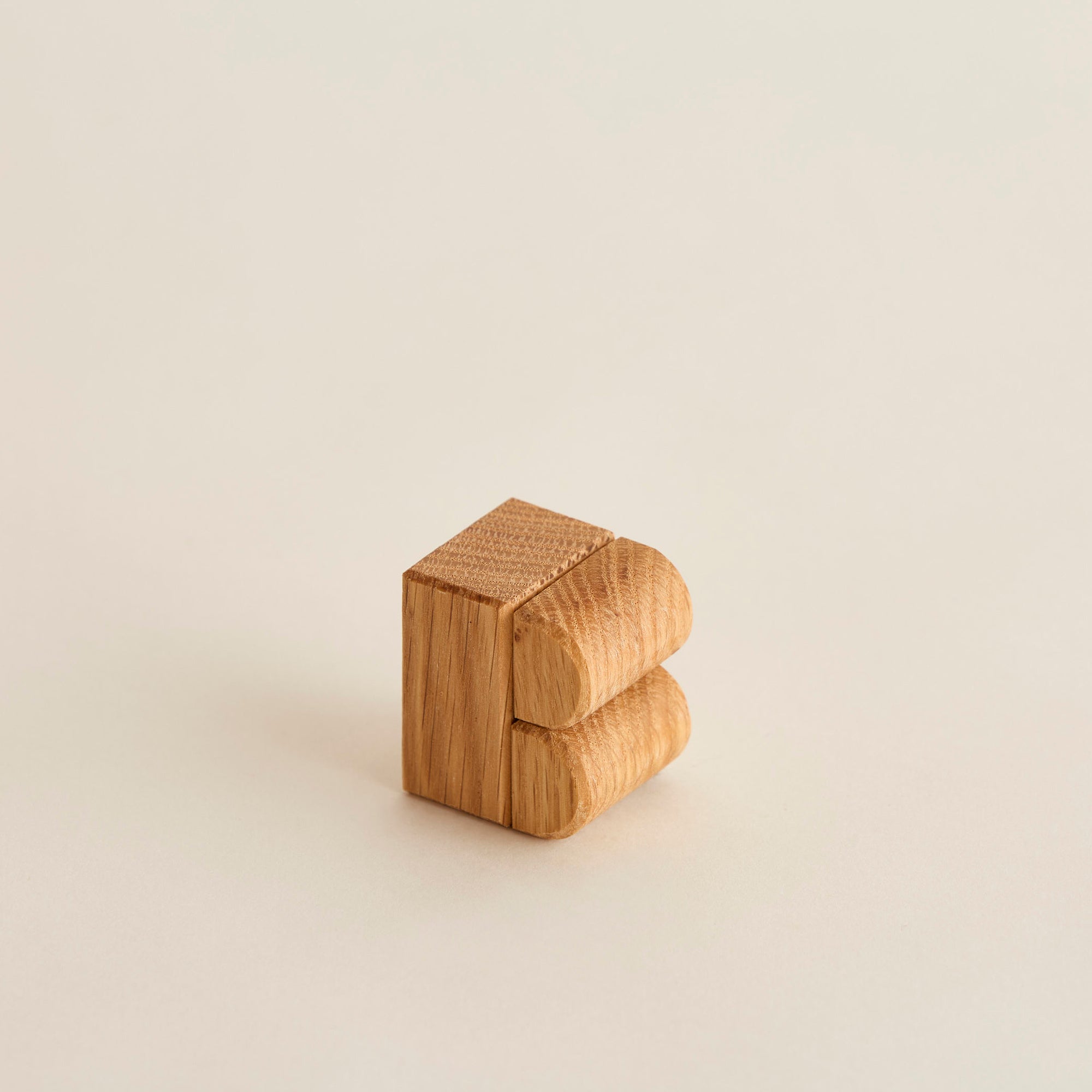 B